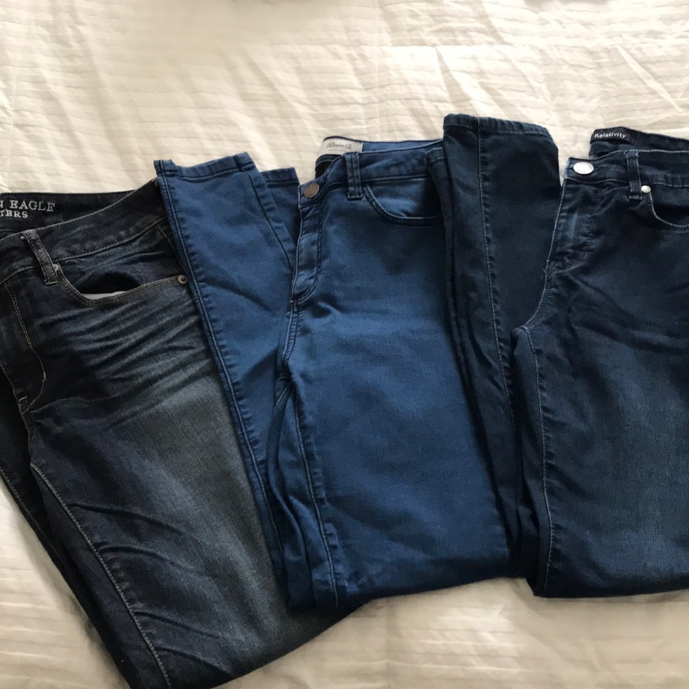 Size 6 mid rise/high rise denim jeans set of 3